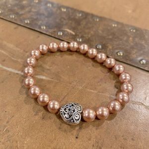 Rose gold beaded bracelet with heart accent
